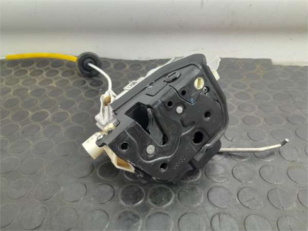 cierre electromagnetico trasero derecho seat