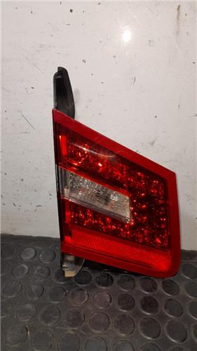 piloto porton trasero izquierdo mercedes benz