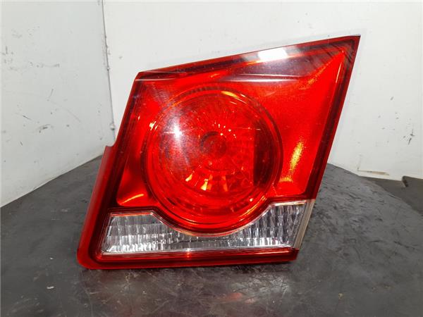 piloto porton trasero derecho chevrolet cruze