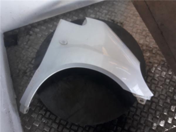 aleta delantera derecha mercedes benz clase a