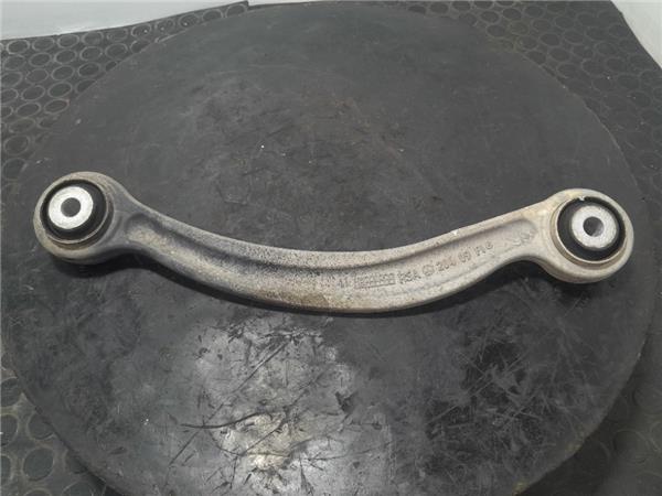 brazo superior trasero derecho mercedes benz