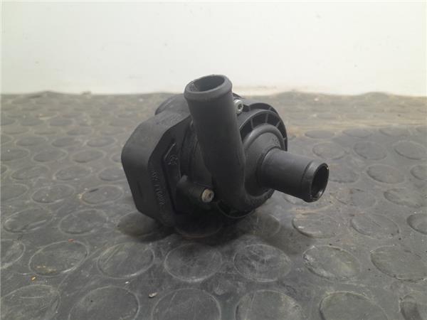 bomba de agua adicional mercedes benz v clase combi (447)(01.2014 >) 2.0 v 220 d rise kompakt (447.811) [2,0 ltr.   120 kw cdi cat]