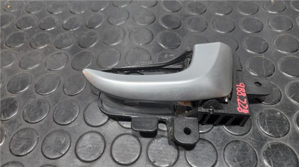 manilla interior puerta trasera derecha hyund