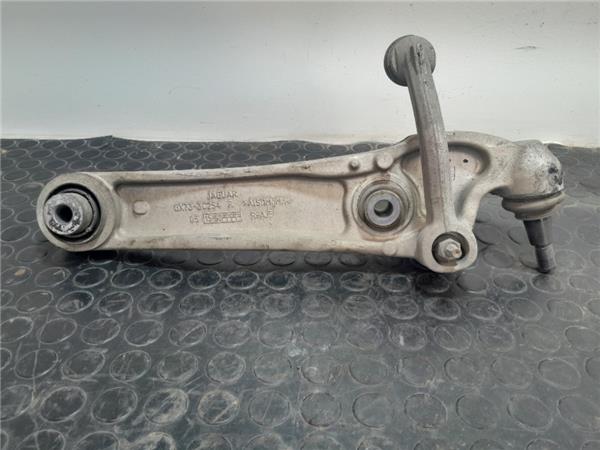 brazo superior delantero derecho jaguar xe 10