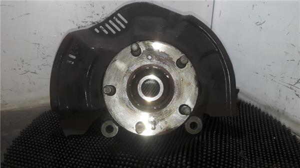 mangueta delantera derecha toyota auris e15 1