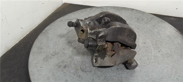 pinza freno trasero derecha mercedes benz cla