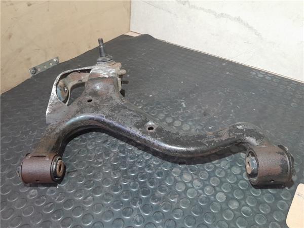 brazo inferior delantero izquierdo land rover