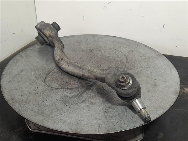 brazo inferior delantero derecho mercedes ben