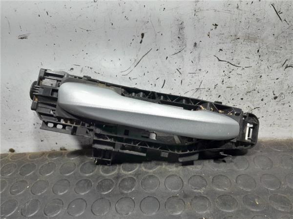 maneta exterior trasera derecha mercedes benz