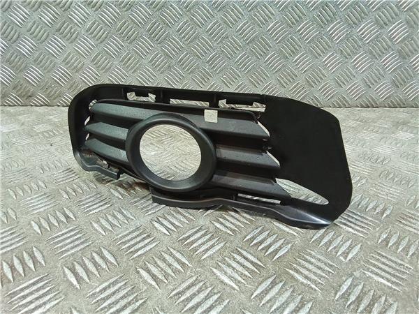 rejilla paragolpes delantero derecha mercedes