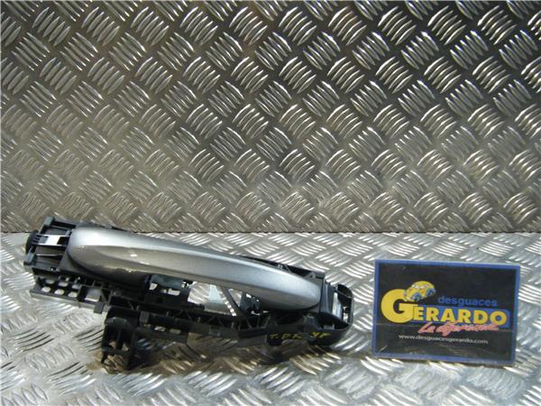 maneta exterior trasera derecha mercedes benz