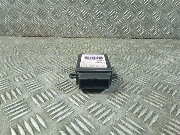 centralita luces ford focus berlina cb8 2010 