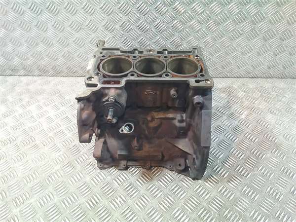 bloque ford focus berlina cb8 2010  10 titani