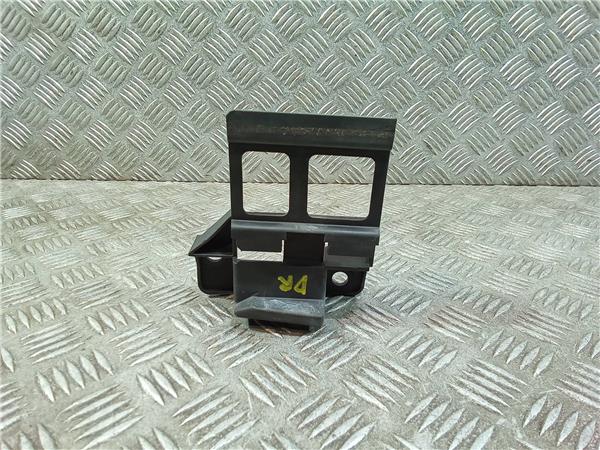 soporte derecho paragolpes mercedes benz spri