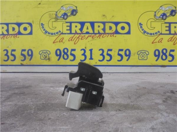 mando elevalunas trasero izquierdo toyota pri