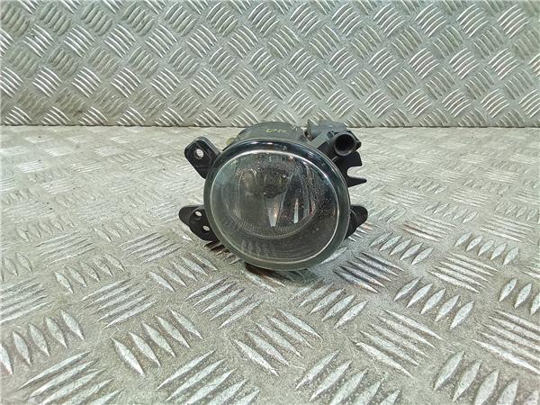 faro antiniebla derecho mercedes benz clase c