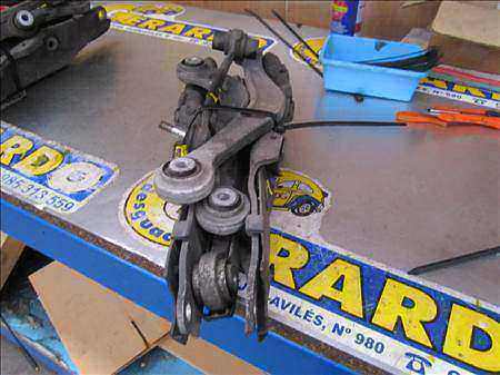 brazo suspension trasero derecho mercedes ben