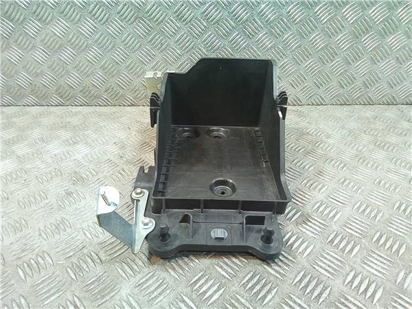 soporte bateria mazda cx 3 (dk)(04.2015 >) 2.0 luxury [2,0 ltr.   88 kw cat]