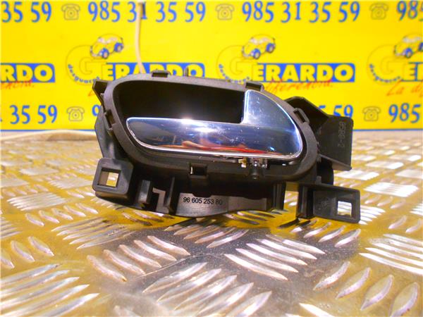 manilla interior puerta delantera derecha peu