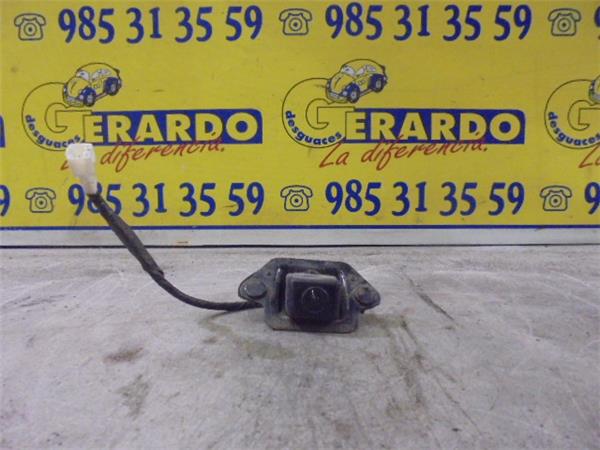 camara nissan primera berlina p12 122001 19