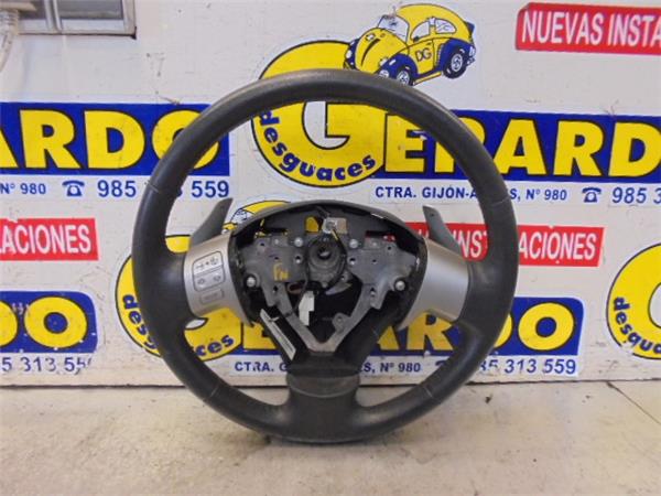 volante toyota auris e15 102006  14 d 4d