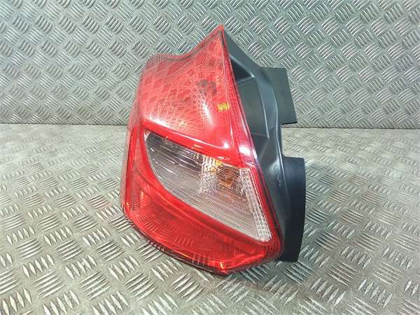 piloto trasero izquierdo ford focus berlina c