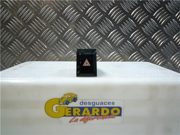 interruptor luces emergencia toyota corolla t