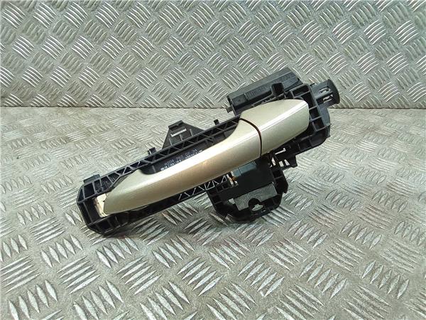 maneta exterior trasera izquierda mercedes be