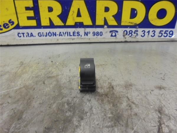 mando elevalunas delantero derecho fiat linea