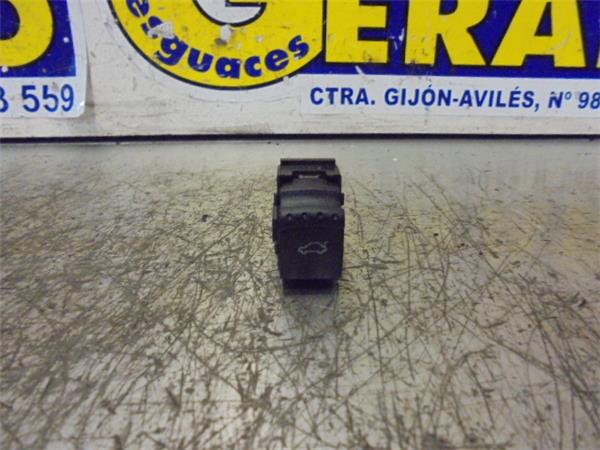 pulsador porton volkswagen passat berlina 3b3