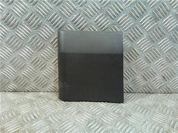 moldura aleta delantera derecha mercedes benz