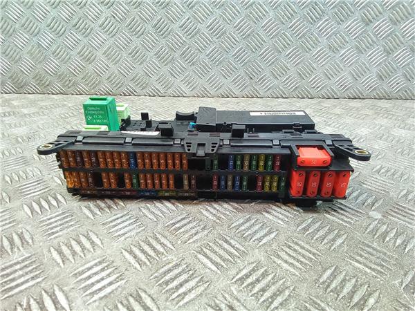 caja reles bmw serie x5 e53 2000 30d 30 ltr