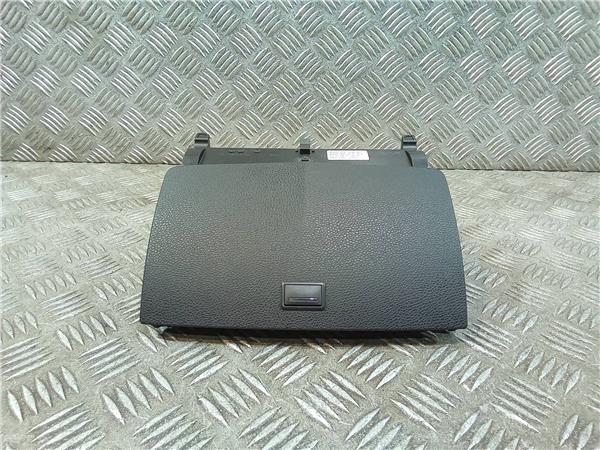 pantalla mercedes benz clase c bm 204 berlina