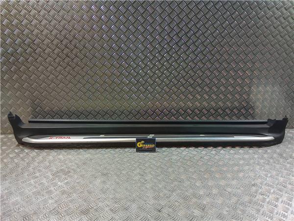 estribo nissan x trail t32 042014 16 360 16