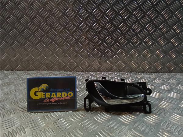 manilla interior puerta delantera derecha nis