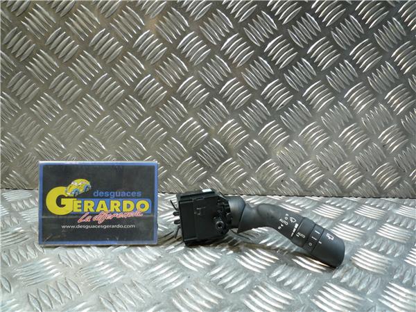 mando limpiaparabrisas toyota corolla touring