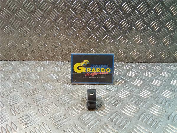 mando elevalunas delantero derecho peugeot 3008 bhdi 1.6 120 allure