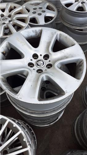 llanta jaguar xf 2008 42 v8 premium luxury 4