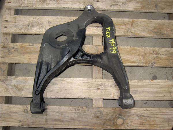 brazo inferior trasero izquierdo mercedes ben