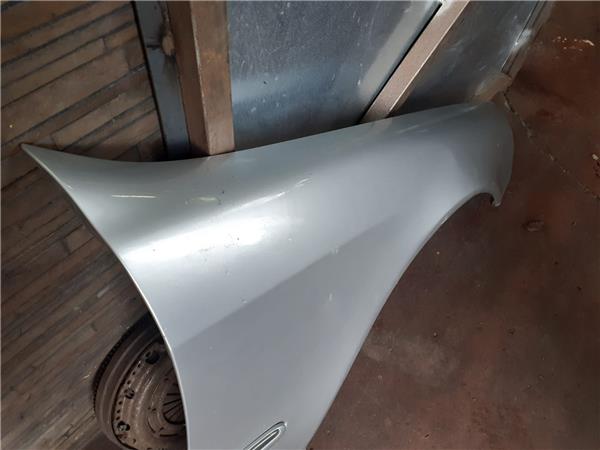 aleta delantera derecha mercedes benz clase s