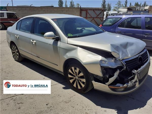 brazo superior delantero derecho volkswagen passat berlina (3c2)(2005 >) 2.0 tdi