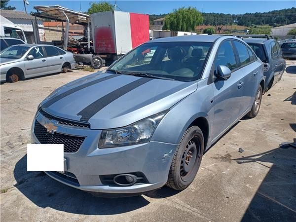 puerta delantera derecha chevrolet cruze 2009