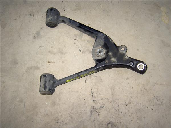 brazo inferior trasero izquierdo mercedes ben