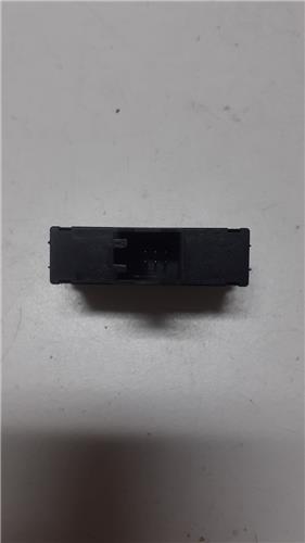 interruptor luces emergencia volkswagen passa