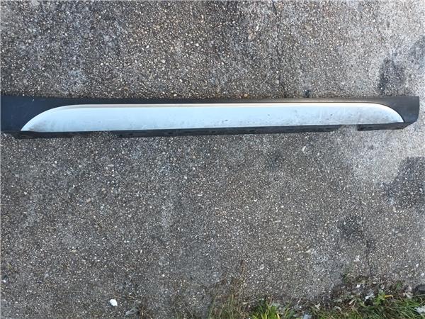 spoiler talonera lateral derecha bmw serie x1