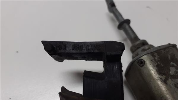 maneta exterior delantera izquierda mercedes