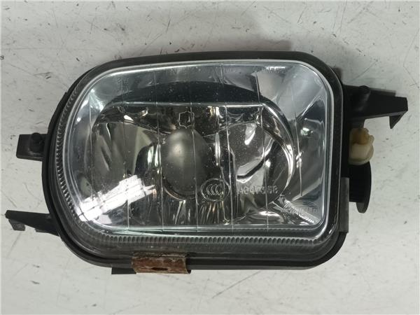 faro antiniebla derecho mercedes benz clase c