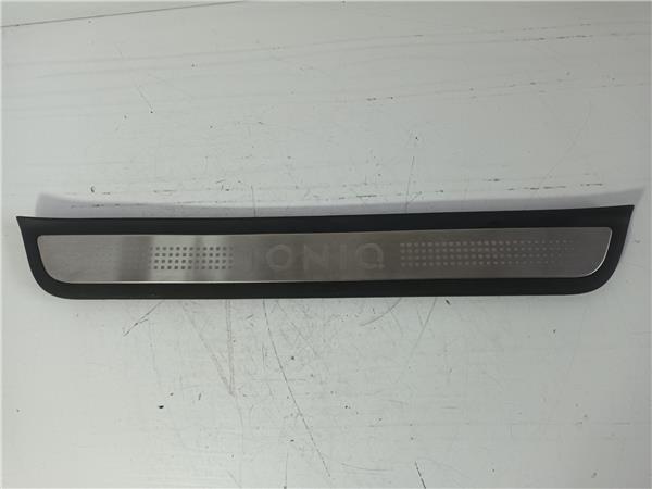 moldura puerta delantera izquierda hyundai io