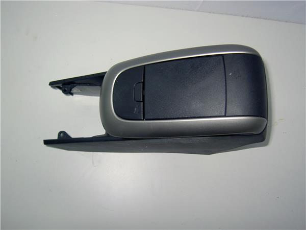 reposabrazos toyota auris e15 102006  13 basi
