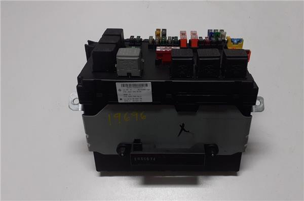 caja reles mercedes benz clase s bm 221 lim 0